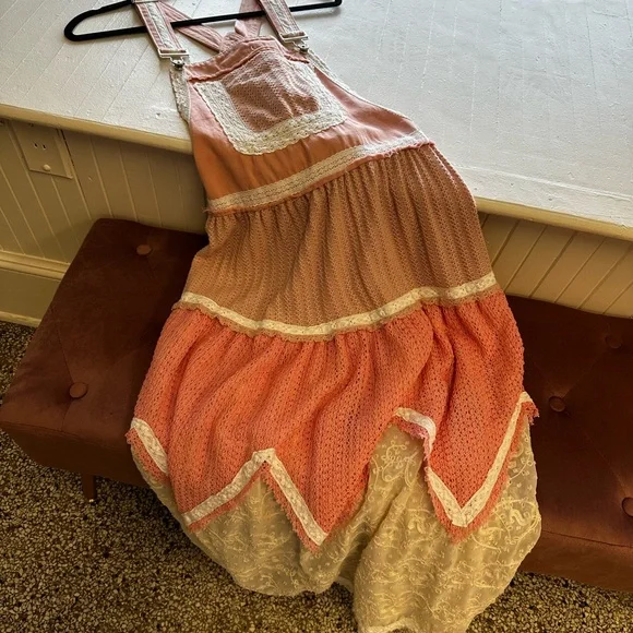 POL Pink and White Lace Trim Dress - Picture 3 of 3